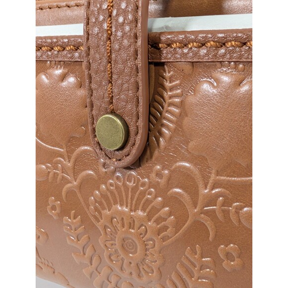 The Sak Iris Smartphone Leather Crossbody Wallet Vintage Brown Floral NWT New - Picture 4 of 16